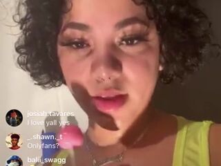 Videos Tagged with straw aka @strawbootyy manyvids onlyfans - HD ...