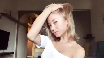 pretty potatoo manyvids onlyfans cute milf fucks shaved cunt