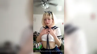 veronika strawberry aka strwbrrymlk  manyvids onlyfans gorgeous female licks dildo