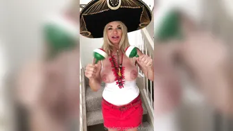 vickyvette manyvids onlyfans cute chick masturbates juicy twat