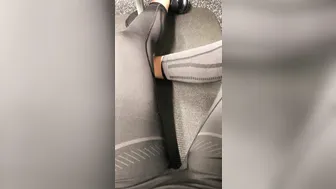 blondierose manyvids onlyfans sexy mare caresses her nipples