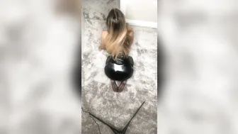 blondierose manyvids onlyfans the stubborn slut fucks herself with a phallus