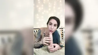 sheenarose manyvids onlyfans Busty female