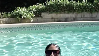 michelleisawesome manyvids onlyfans busty chick talks in french