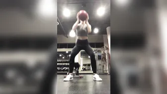 luvevelynclaire manyvids onlyfans gorgeous slut in oil