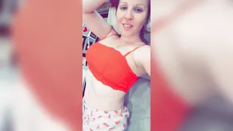 messyjessie  manyvids onlyfans naughty bitches gently masturbate shaved pussies