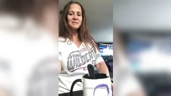 hotwiferio manyvids onlyfans crazy babe shows beautiful breasts