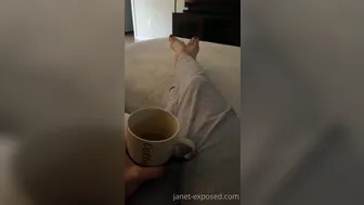 janetmasonxxx manyvids onlyfans cutie drove long pussy into cunt