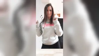 mariemaymoore manyvids onlyfans exquisite slut shows juicy ass