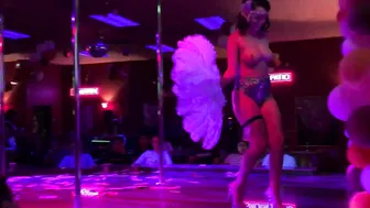 dillionharper manyvids onlyfans shrew blonde sucks penis