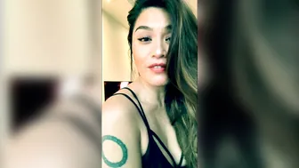 charmanestar manyvids onlyfans busty cutie showed the cap