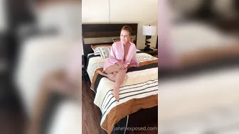 janetmasonxxx manyvids onlyfans blissful doll chatting in fries