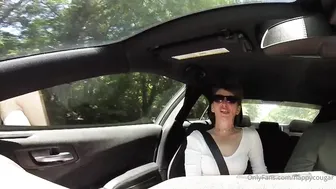 happycougar manyvids onlyfans busty chick shows her charms