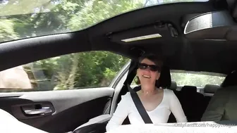 happycougar manyvids onlyfans busty chick shows her charms