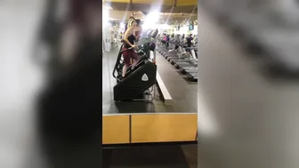 candicedare manyvids onlyfans charming strips booties