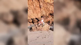 candicedare manyvids onlyfans busty young lady caresses shaved cunt