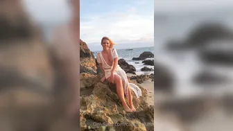 candicedare manyvids onlyfans busty young lady caresses shaved cunt