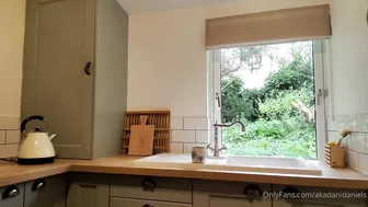 akadanidaniels manyvids onlyfans sexually jerking pussy