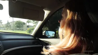 livstixs manyvids onlyfans blonde chick relish fucks the cap