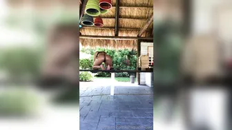 araqueenbae manyvids onlyfans gorgeous confused fingering both holes