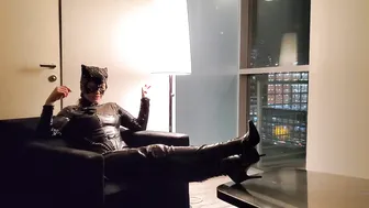 akadanidaniels manyvids onlyfans big ass blonde in stockings twisting her ass