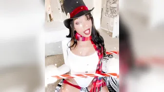 kayyybear manyvids onlyfans sexy babe gently caresses pussy