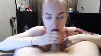 kissamorous Cute lush bitch pulls pussy