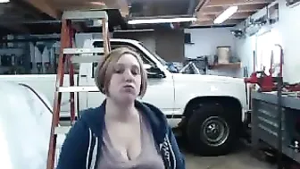 horniemicouple Impressive wench effectively jerks her cap