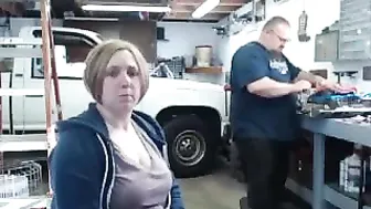 horniemicouple Pretty girl masturbates cap