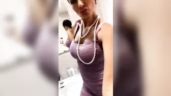 aniakinski manyvids onlyfans front seat thinks