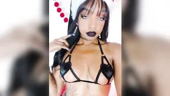 kayyybear manyvids onlyfans young lady in stockings fucks pussy