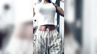 mermaids manyvids onlyfans larva