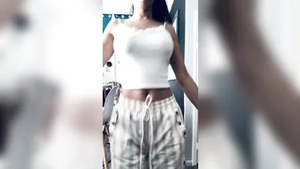 mermaids manyvids onlyfans larva