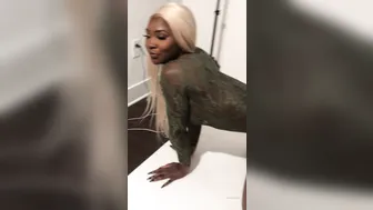 foshposh manyvids onlyfans prefers bat instead dildo