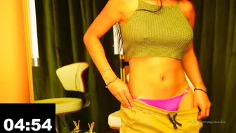 mermaids manyvids onlyfans impressive wench effectively jerks her cap