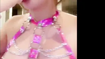 manyvids onlyfans chic shows shaved holes