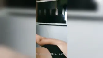 littlemisspornstar manyvids onlyfans honest bum