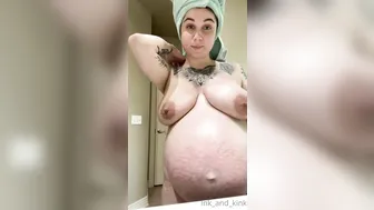 ink and kinkk manyvids onlyfans luxurious female massaging nipples
