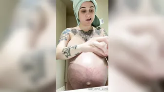 ink and kinkk manyvids onlyfans luxurious female massaging nipples