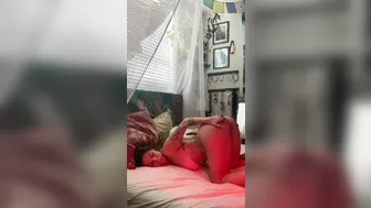 indicaflower manyvids onlyfans glamor bitch fuck both slits