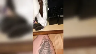 indicaflower manyvids onlyfans dude licks shaved cunt girlfriend