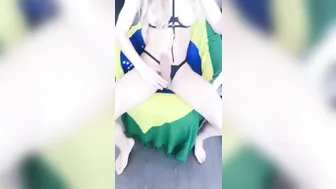 tsgiselly manyvids onlyfans passionately jerking off her wet cunt