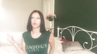 cassieclarke manyvids onlyfans doll in stockings pulls pussy with fingers