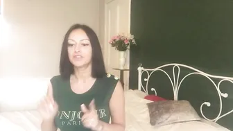 cassieclarke manyvids onlyfans doll in stockings pulls pussy with fingers