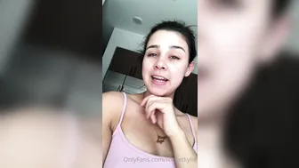 rocketkylie manyvids onlyfans beautiful chick fucked with sex toys