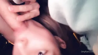 solazola manyvids onlyfans hot prostitute masturbating pussy with her hand