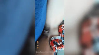 destinycruzxxx manyvids onlyfans shines pussy and caresses big tits