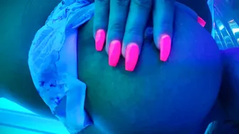 tamaramilano manyvids onlyfans luxurious blonde passionately pulls pussy