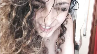 twerkingbaby manyvids onlyfans great girl fucks shaved cunt