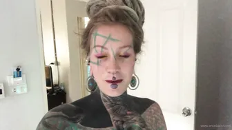 anuskatzz manyvids onlyfans the naughty dolly jerks off her pussy with a phallus